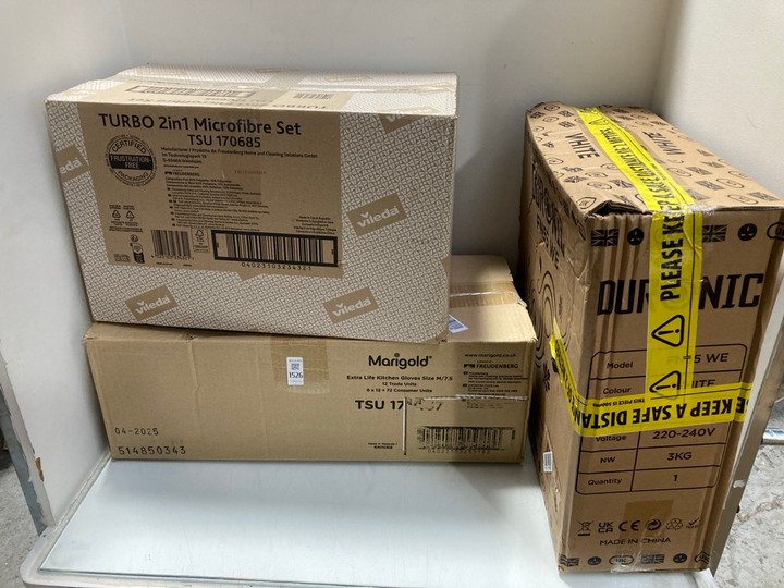 Lot 1526  
            Marchington SR15 - Parcel Delivery Only 

                
QTY OF ASSORTED ITEMS TO INCLUDE VILEDA TURBO 2 IN 1 MICROFIBRE MOP SET: LOCATION...