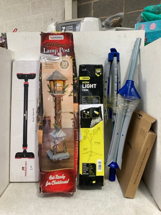 Lot 1531  
            Marchington SR15 - Parcel Delivery Only 

                
QTY OF ASSORTED ITEMS TO INCLUDE CHRISTMAS WORKSHOP ;LED SNOWY LAMP POST REAL WOO...