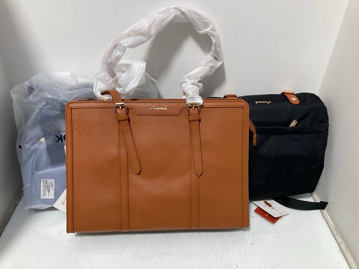 Lot 1538  
            Marchington SR15 - Parcel Delivery Only 

                
3 X ASSORTED BAGS TO INCLUDE LOVEVOOK BACKPACK IN BLACK: LOCATION - AR15