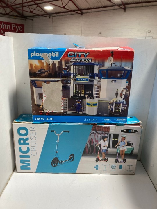Lot 1553  
            Marchington SR15 - Parcel Delivery Only 

                
MICRO CRUISER MANUAL SCOOTER TO INCLUDE PLAYMOBIL CITY ACTION POLICE STATION SET ...
