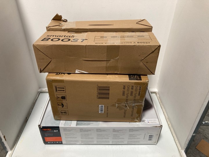 Lot 1564  
            Marchington SR15 - Parcel Delivery Only 

                
4 X ASSORTED HOUSEHOLD ITEMS TO INCLUDE NEATO D7 ROBOT VACUUM CLEANER - ORIGINAL ...