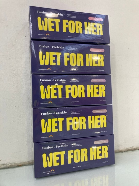 Lot 1573  
            Marchington SR15 - Parcel Delivery Only 

                
5 X ADULT TOYS - (18+ ID REQUIRED): LOCATION - A5T