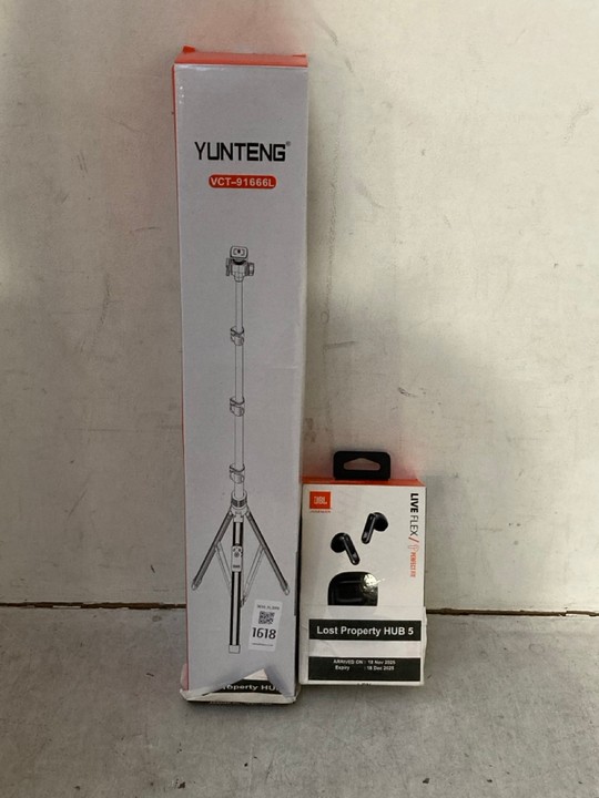 Lot 1618  
            Marchington SR15 - Parcel Delivery Only 

                
JBL LIVE FLEX NOISE CANCELLING EARBUDS IN BLACK TO ALSO INCLUDE YUNTENG VIDEO TRI...