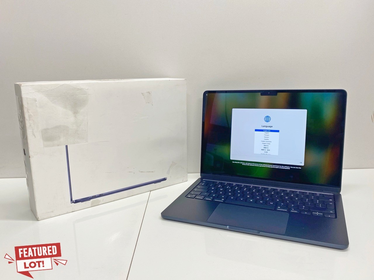 Lot 1002  
            Nationwide - Parcel Delivery Only 

                
APPLE MACBOOK AIR (2024) 512 GB LAPTOP: MODEL NO MXCV3B/A. M3, 16 RAM, 13.0" SCRE...