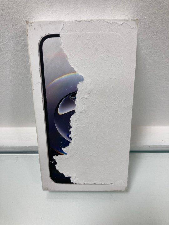 Lot 10  
            Nationwide - Parcel Delivery Only 

                
APPLE IPHONE 16E 128GB SMARTPHONE IN WHITE: MODEL NO A3409 (DAMAGED BOX) [JPTM150...