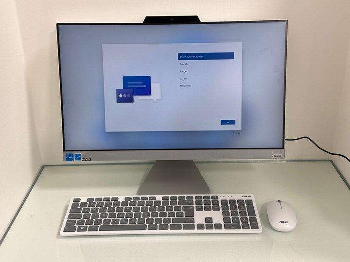 Lot 142  
            Nationwide - Parcel Delivery Only 

                
ASUS ALL IN ONE PC 23.8" AIO A3 1TB PC IN WHITE: MODEL NO A3402WVA (WITH POWER CA...