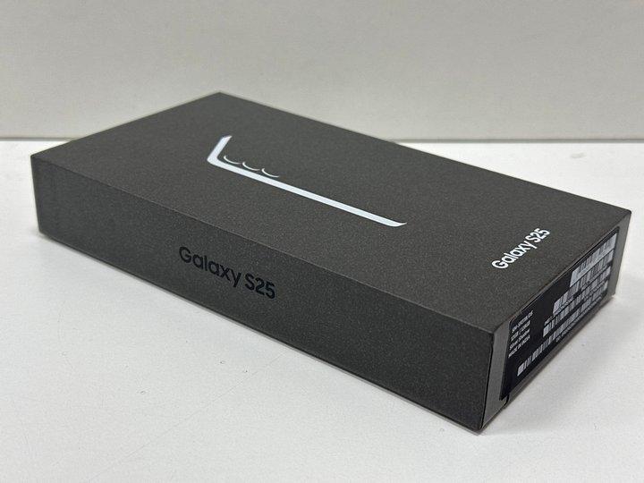 Lot 16  
            Nationwide - Parcel Delivery Only 

                
SAMSUNG GALAXY S25 128 GB SMARTPHONE (ORIGINAL RRP - £799) IN SILVER SHADOW: MODE...