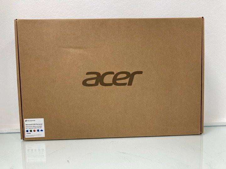 Lot 70  
            Nationwide - Parcel Delivery Only 

                
ACER ASPIRE 1 64GB LAPTOP IN PURE SILVER: MODEL NO A114-33-C8Z9. INTEL CELERON N4...