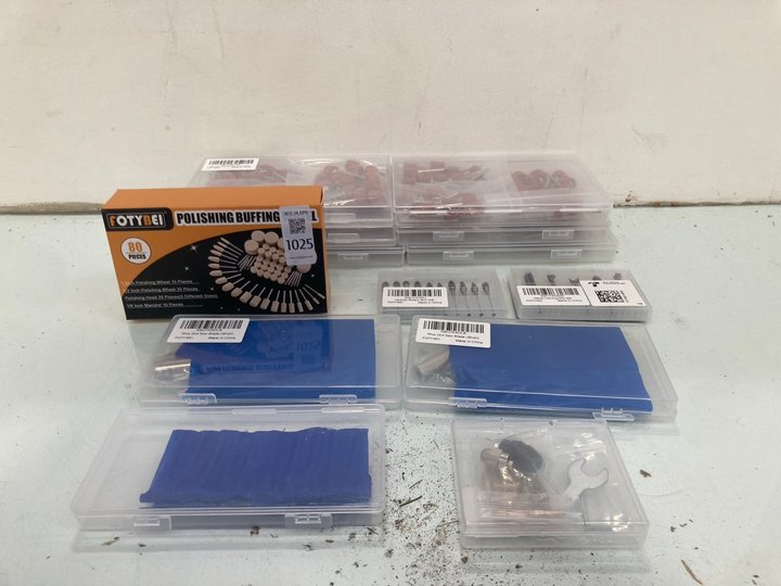 Lot 1025  
            Marchington SR14 - Parcel Delivery Only 

                
QTY OF ASSORTED DETAILING TOOLS TO INCLUDE FOTYBEI POLISHING BUFFING WHEEL SET: L...