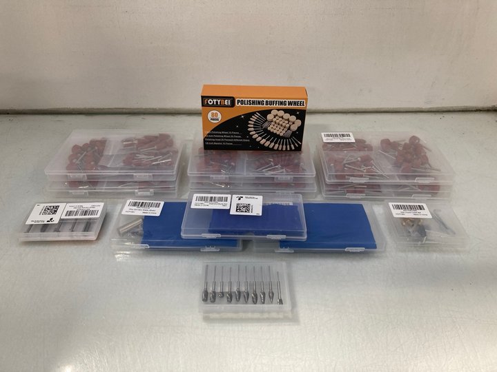 Lot 1031  
            Marchington SR14 - Parcel Delivery Only 

                
QTY OF ASSORTED DETAILING TOOLS TO INCLUDE FOTYBEI POLISHING BUFFING WHEEL SET: L...