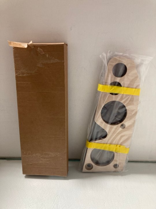 Lot 103  
            Marchington SR14 - Parcel Delivery Only 

                
AUSTIN HEALEY WOODEN RIGHT HAND DRIVE DASHBOARD IN WALNUT VENEERED - MODEL: DAS14...