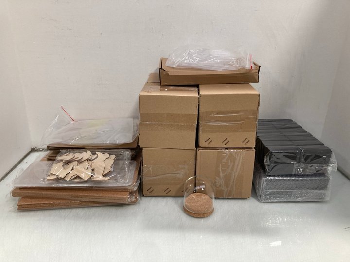 Lot 1064  
            Marchington SR14 - Parcel Delivery Only 

                
QTY OF ASSORTED ITEMS TO INCLUDE ZOOFOX SET OF 2 GLASS DOME CLOCHES WITH A WOODEN...