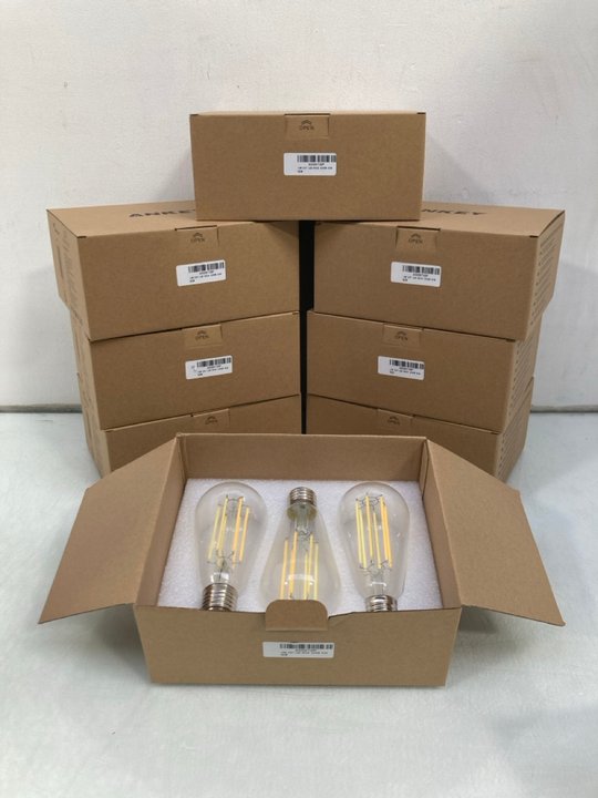 Lot 1095  
            Marchington SR14 - Parcel Delivery Only 

                
8 X BOXES OF 10W E27 4000K LED BULBS: LOCATION - C15
