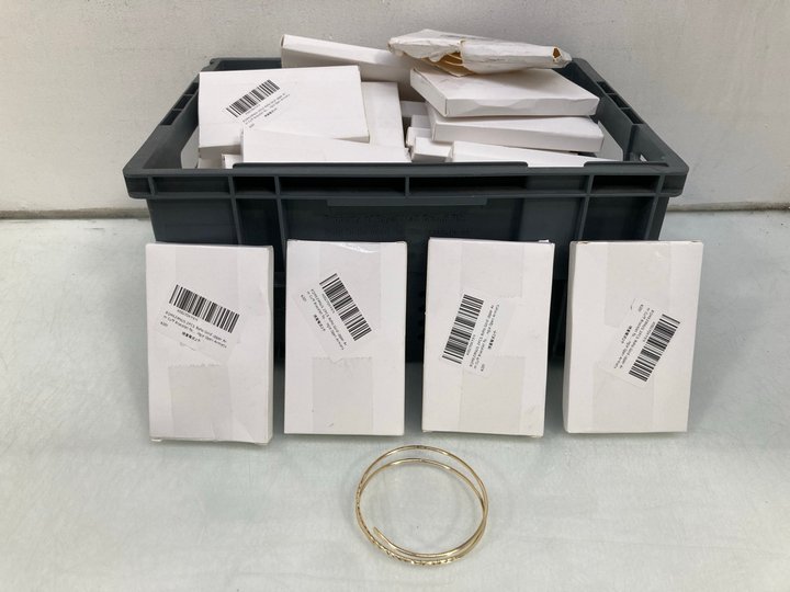 Lot 1099  
            Marchington SR14 - Parcel Delivery Only 

                
QTY OF BOHO GOLD UPPER ARM CUFF BRACELETS: LOCATION - C15