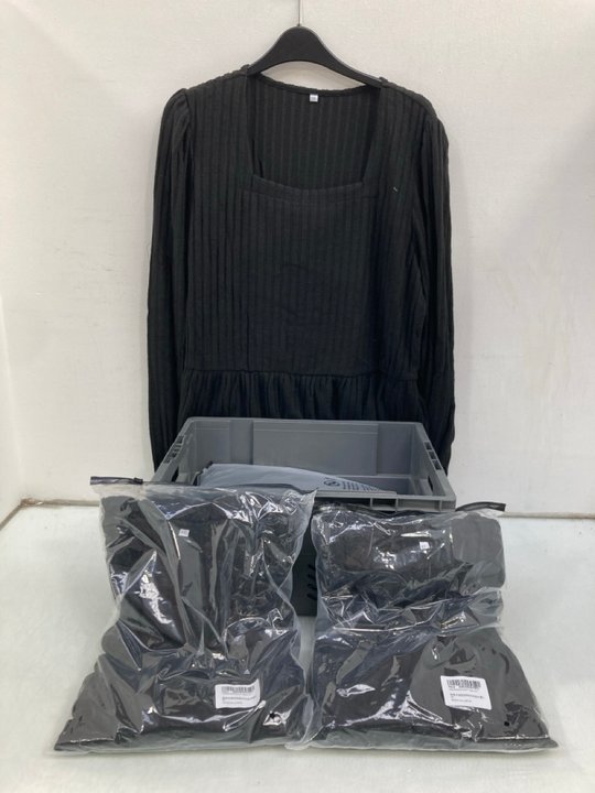 Lot 1109  
            Marchington SR14 - Parcel Delivery Only 

                
QTY OF LONG SLEEVE DRESSES IN BLACK - SIZE 2XL: LOCATION - C15