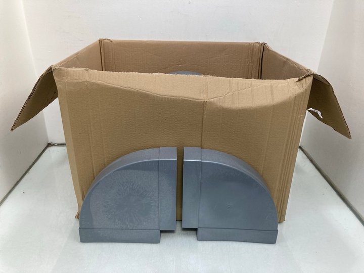 Lot 1226  
            Marchington SR14 - Parcel Delivery Only 

                
BOX OF 5" RECTANGLE HORI BEND DUCTS - SIZE: 204 X 60MM: LOCATION - C20