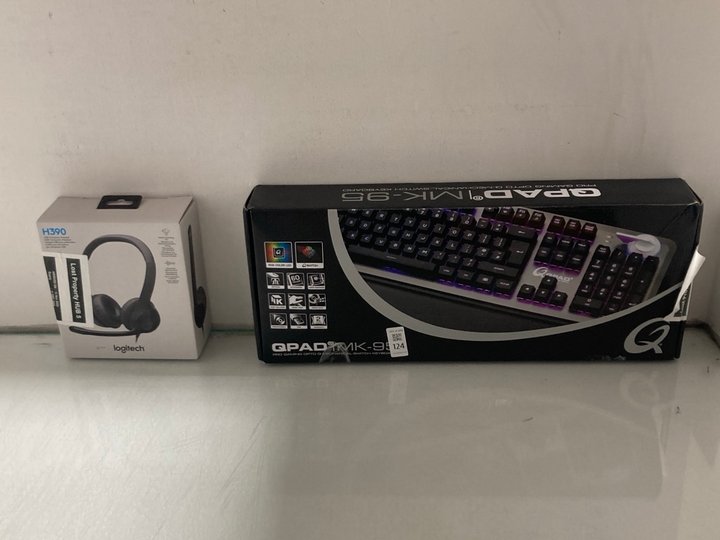 Lot 124  
            Marchington SR14 - Parcel Delivery Only 

                
QPAD MK-95 PRO GAMING SWITCH KEYBOARD TO INCLUDE LOGITECH H390 USB COMPUTER HEADS...