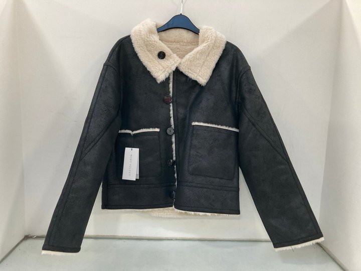 Lot 1286  
            Marchington SR14 - Parcel Delivery Only 

                
MINT VELVET BLACK BONDED AVIATOR JACKET - SIZE MEDIUM - ORIGINAL RRP £199: LOCATI...