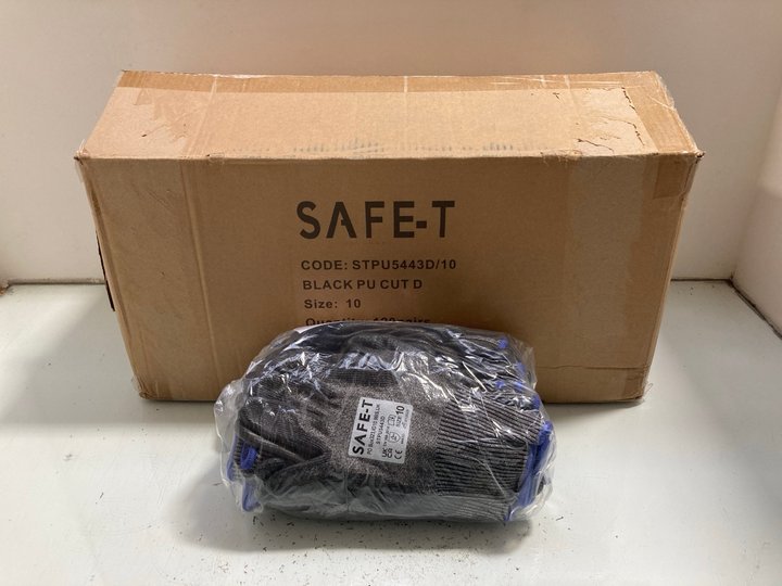 Lot 129  
            Marchington SR14 - Parcel Delivery Only 

                
QTY OF SAFE-T BLACK PU CUT D GLOVES UK SIZE 10: LOCATION - A4