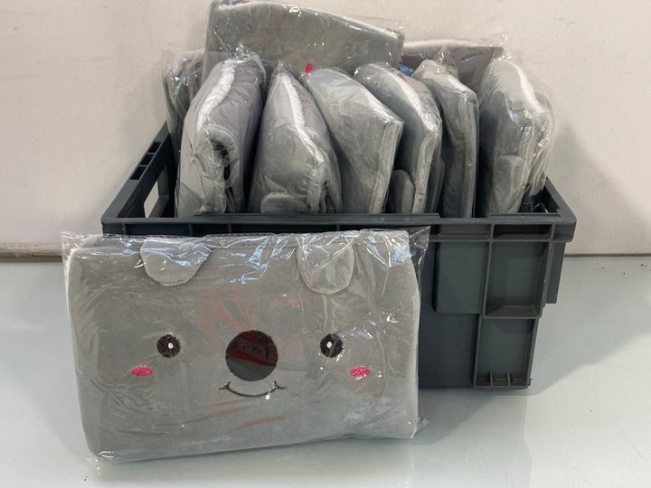 Lot 1329  
            Marchington SR14 - Parcel Delivery Only 

                
QTY OF HOT WATER BOTTLES WITH WAIST COVERS IN GREY: LOCATION - D16