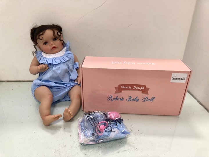 Lot 1390  
            Marchington SR14 - Parcel Delivery Only 

                
2 X CLASSIC DESIGN REBORN BABY DOLLS: LOCATION - D13