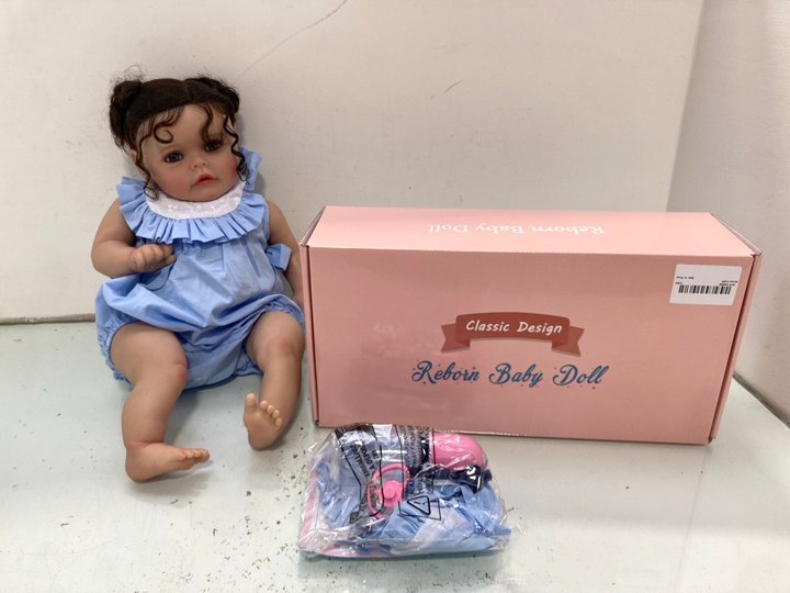 Lot 1396  
            Marchington SR14 - Parcel Delivery Only 

                
2 X CLASSIC DESIGN REBORN BABY DOLLS: LOCATION - D13