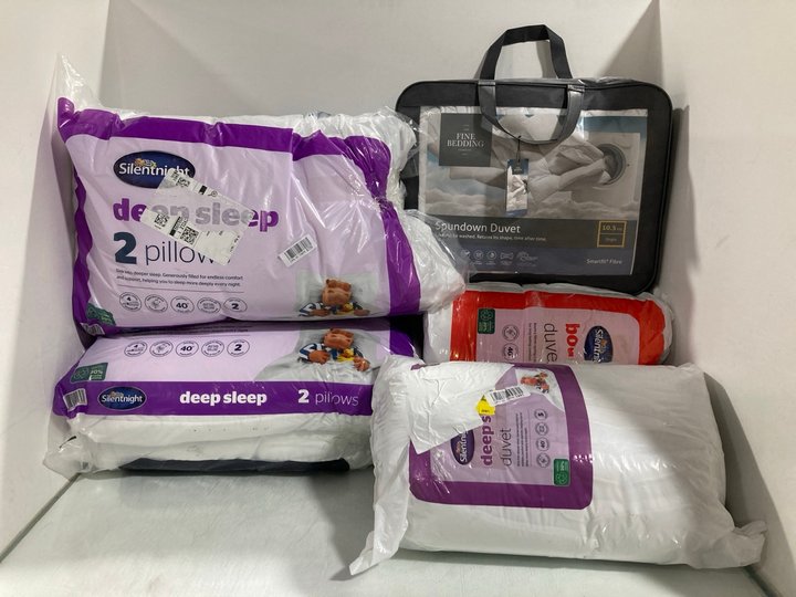 Lot 1464  
            Marchington SR14 - Parcel Delivery Only 

                
5 X ASSORTED SOFT FURNISHINGS TO INCLUDE SILENTNIGHT DEEP SLEEP 2 PILLOWS: LOCATI...