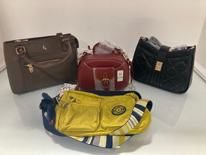 Lot 1544  
            Marchington SR14 - Parcel Delivery Only 

                
4 X ASSORTED BAGS TO INCLUDE ASHWOOD LUXURY LEATHER CLUTCH PURSE IN MERLOT: LOCAT...