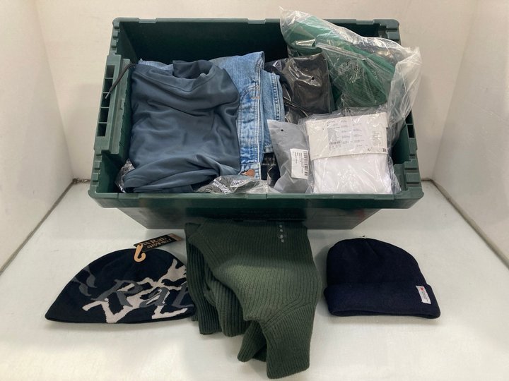 Lot 1587  
            Marchington SR14 - Parcel Delivery Only 

                
QTY OF ASSORTED MEN'S CLOTHING IN ASSORTED SIZES TO INCLUDE TU MAN CONTEMPORARY S...