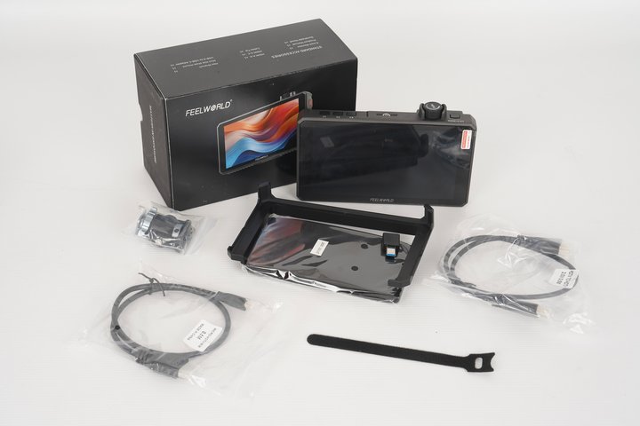 Lot 15  
            Marchington SR14 - Parcel Delivery Only 

                
FEELWORLD SC6 CAMERA FIELD MONITOR - ORIGINAL RRP £149: LOCATION - BOOTSH