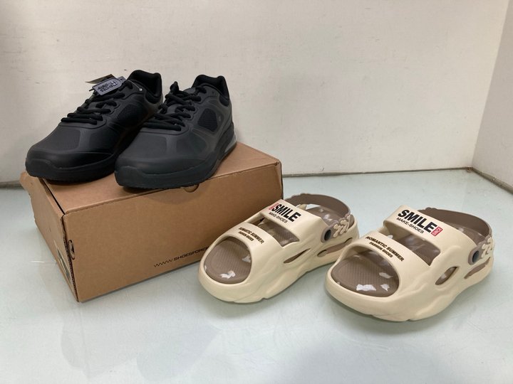 Lot 1620  
            Marchington SR14 - Parcel Delivery Only 

                
ROMANTIC SUMMER SANDALS IN CREAM - UK 7 TO INCLUDE SHOES FOR CREWS EVOLUTION II S...