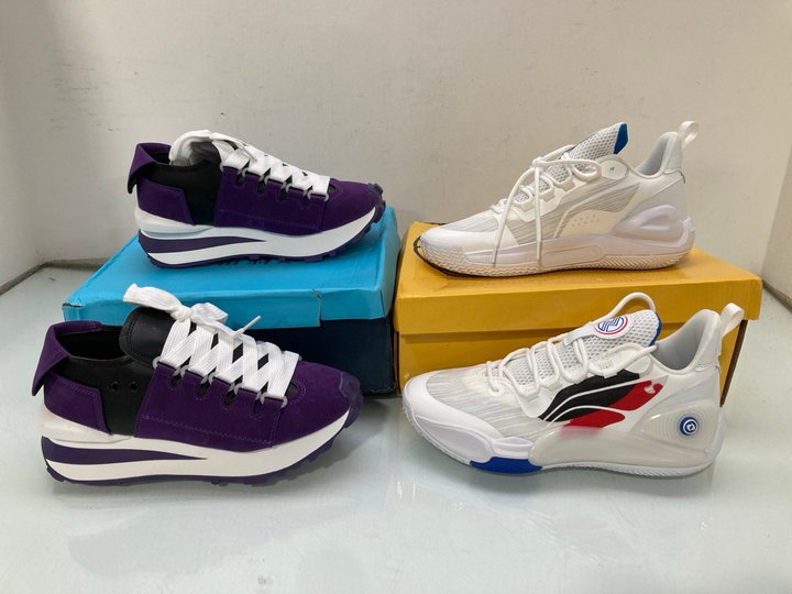 Lot 1632  
            Marchington SR14 - Parcel Delivery Only 

                
WEDGE SNEAKERS IN PURPLE - EU 39 TO INCLUDE SPORTS SNEAKERS IN WHITE - EU 41: LOC...