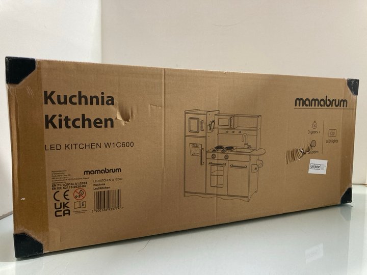Lot 224  
            Marchington SR14 - Parcel Delivery Only 

                
MAMABRUM LED TOY KITCHEN SET - MODEL: W1C600 - ORIGINAL RRP £103: LOCATION - A7