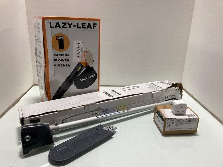 Lot 226  
            Marchington SR14 - Parcel Delivery Only 

                
3 X ASSORTED ITEMS TO INCLUDE LAZY LEAF 3 IN 1 VACUUM BLOWER: LOCATION - A7