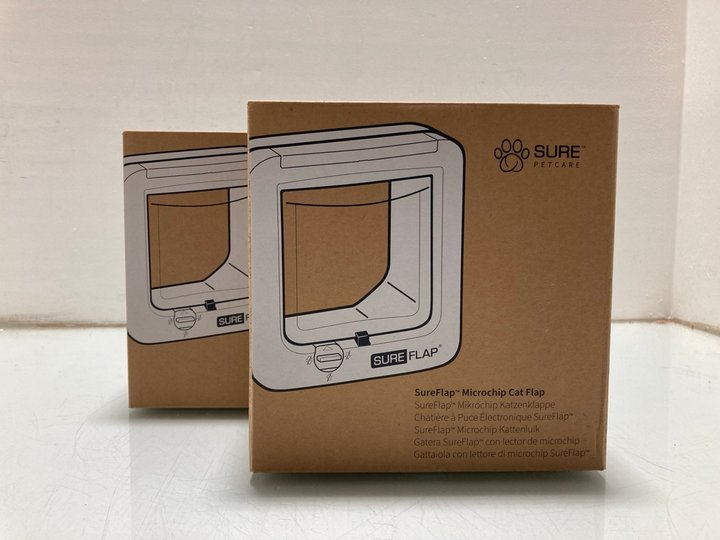 Lot 252  
            Marchington SR14 - Parcel Delivery Only 

                
2 X SURE PETCARE SUREFLAP MICROCHIP CAT FLAPS - COMBINED ORIGINAL RRP £140: LOCAT...
