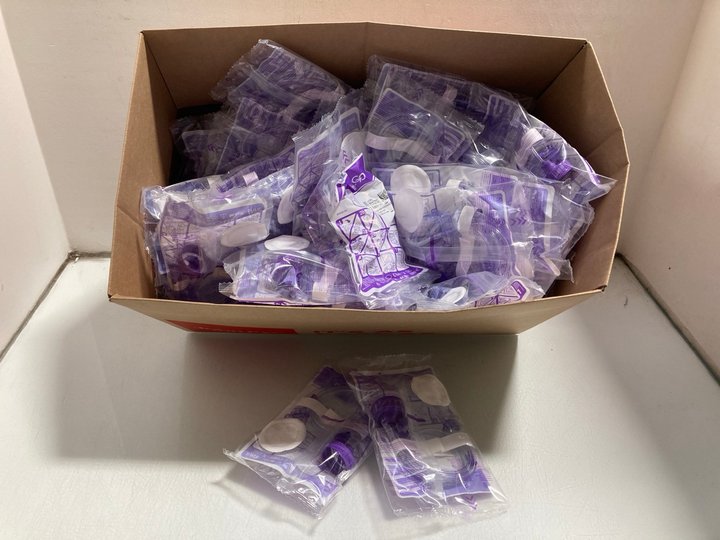 Lot 297  
            Marchington SR14 - Parcel Delivery Only 

                
QTY OF ABBOTT FREEGO ENTERAL FEEDING SETS: LOCATION - A11