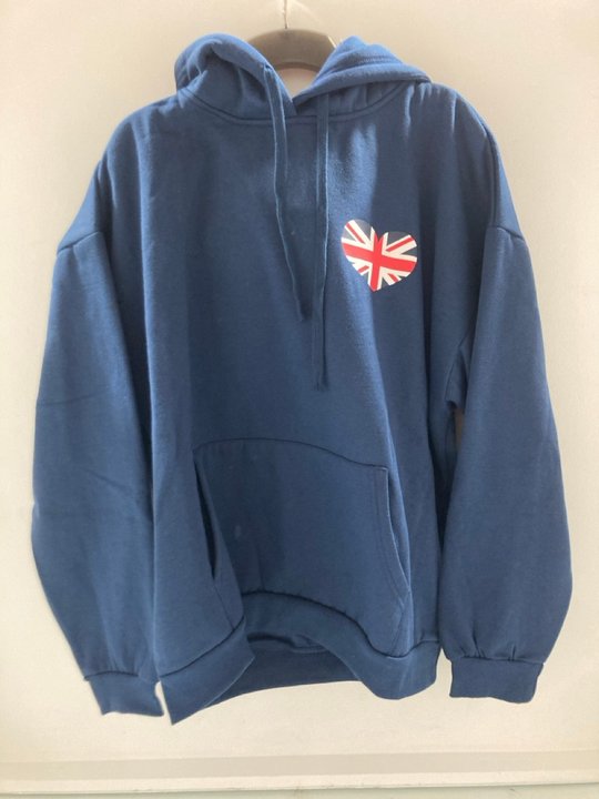 Lot 328  
            Marchington SR14 - Parcel Delivery Only 

                
EDIKTED UNION JACK HEART HOODIE IN NAVY - UK MEDIUM: LOCATION - A13