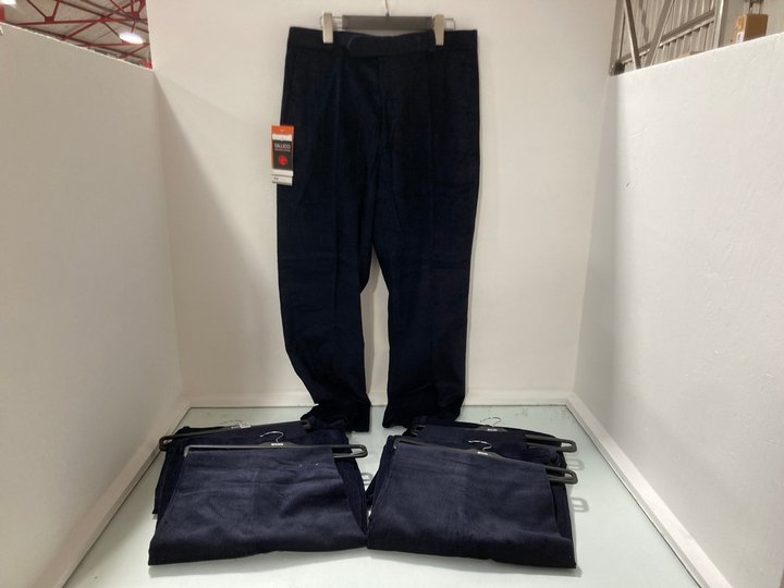 Lot 348  
            Marchington SR14 - Parcel Delivery Only 

                
QTY OF ASSORTED CORDUROY TROUSERS IN ASSORTED SIZES TO INCLUDE NAVY CORDUROY TROU...