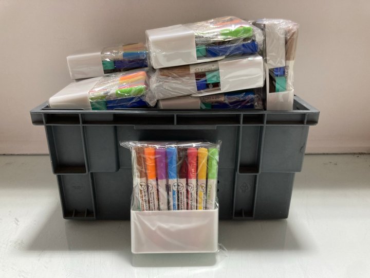 Lot 352  
            Marchington SR14 - Parcel Delivery Only 

                
QTY OF 14PCS WHITEBOARD PEN SETS: LOCATION - A14