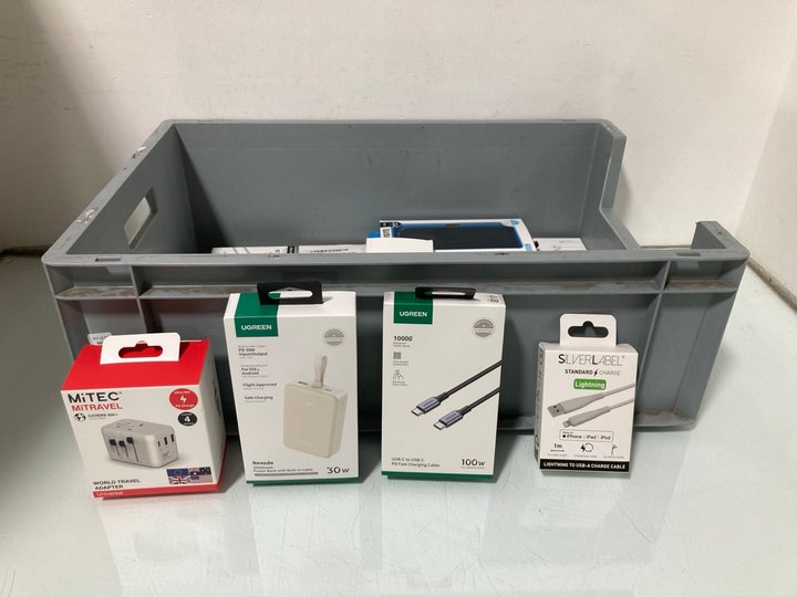 Lot 388  
            Marchington SR14 - Parcel Delivery Only 

                
QTY OF ASSORTED TECH ITEMS TO INCLUDE UGREEN USB-C CABLE IN BLACK: LOCATION - A16