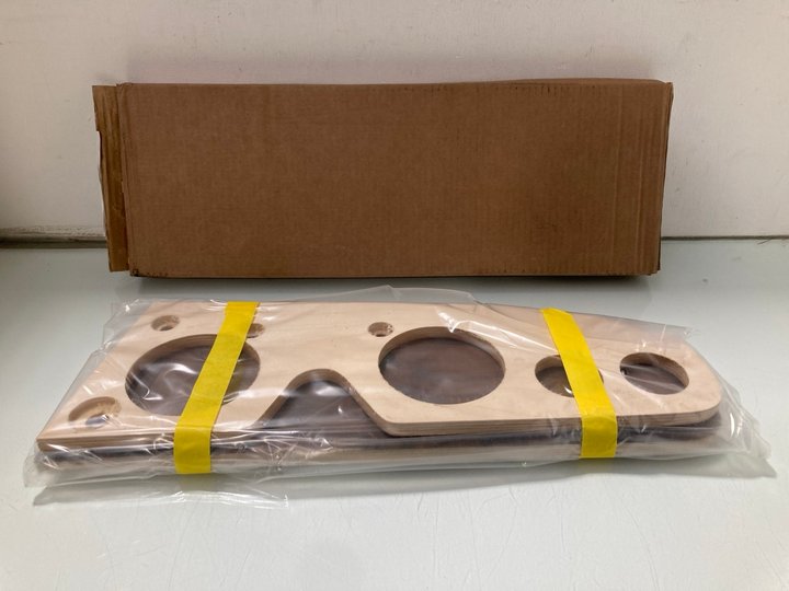 Lot 396  
            Marchington SR14 - Parcel Delivery Only 

                
AUSTIN HEALEY WOODEN LEFTHAND DASH IN WALNUT - MODEL: DAS146 - ORIGINAL RRP £255....