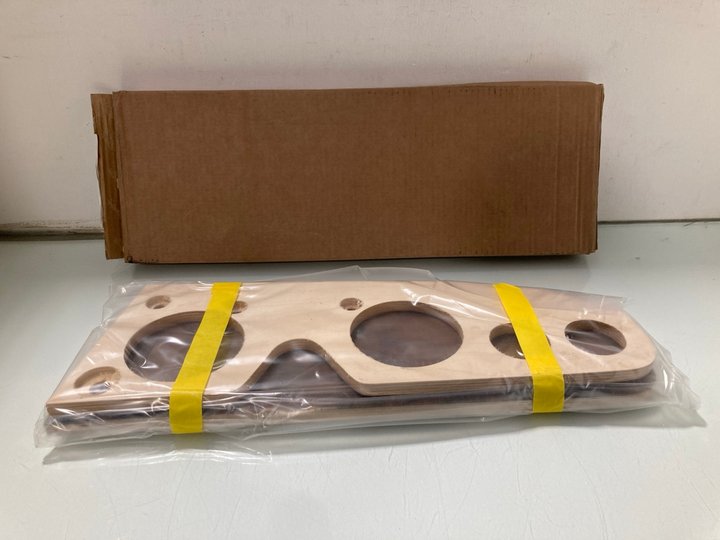 Lot 399  
            Marchington SR14 - Parcel Delivery Only 

                
AUSTIN HEALEY WOODEN LEFTHAND DASH IN WALNUT - MODEL: DAS146 - ORIGINAL RRP £255....