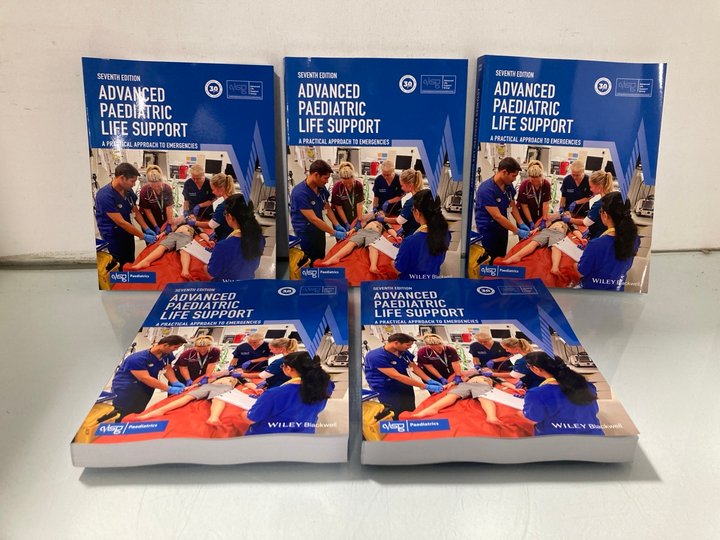 Lot 474  
            Marchington SR14 - Parcel Delivery Only 

                
5 X SEVENTH EDITION ADVANCED PAEDIATRIC LIFE SUPPORT BOOKS: LOCATION - B19