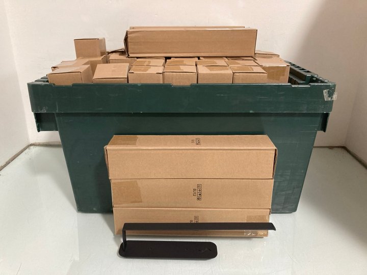 Lot 487  
            Marchington SR14 - Parcel Delivery Only 

                
QTY OF MAGNETIC KITCHEN ROLL HOLDERS IN BLACK: LOCATION - B19