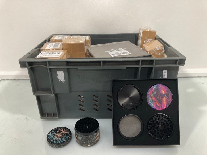 Lot 527  
            Marchington SR14 - Parcel Delivery Only 

                
QTY OF ASSORTED HERB GRINDERS: LOCATION - B17