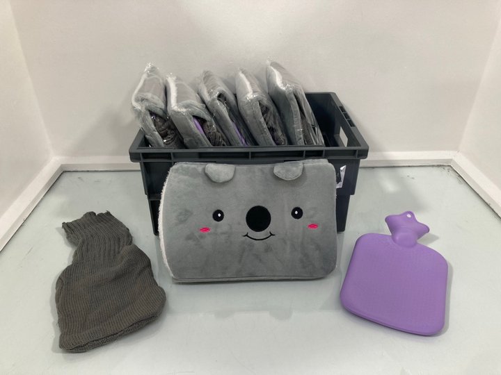 Lot 528  
            Marchington SR14 - Parcel Delivery Only 

                
QTY OF KOALA DESIGN HOT WATER BOTTLE WITH WAIST COVERS: LOCATION - B17