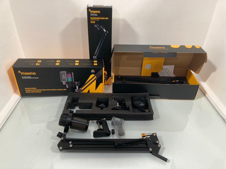 Lot 534  
            Marchington SR14 - Parcel Delivery Only 

                
2 X MAONO DGM20 SERIES GAMING USB MICROPHONES WITH NOISE CANCELLING BOOM ARM BUND...