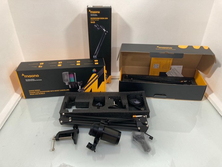Lot 536  
            Marchington SR14 - Parcel Delivery Only 

                
2 X MAONO DGM20 SERIES GAMING USB MICROPHONES WITH NOISE CANCELLING BOOM ARM BUND...