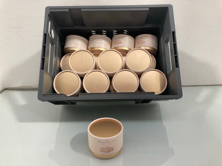 Lot 563  
            Marchington SR14 - Parcel Delivery Only 

                
20 X CLOMANA BEAUTY MINI MARSHMALLOW SPONGES FOR UNDER EYE CONCEALER, POWDER & PR...