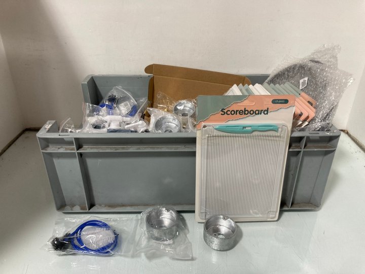 Lot 606  
            Marchington SR14 - Parcel Delivery Only 

                
QTY OF ASSORTED HARDWARE TO INCLUDE VICTORIAN DOOR LETTER PLATE IN POLISHED BRASS...